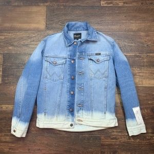 Wrangler oversized ombré denim jacket